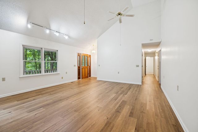 5221 Parkerson Road, Apison, TN 37302