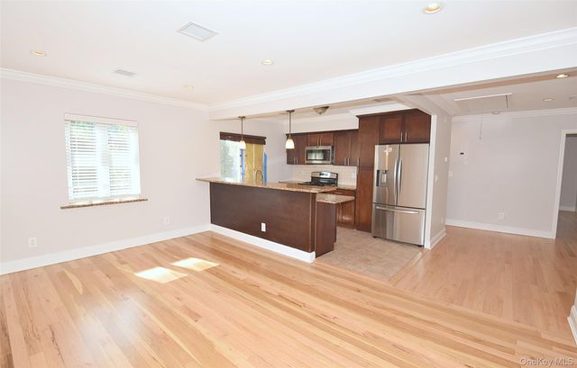 7376 197th Street, Fresh Meadows, NY 11366