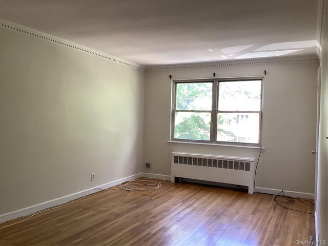7376 197th Street, Fresh Meadows, NY 11366