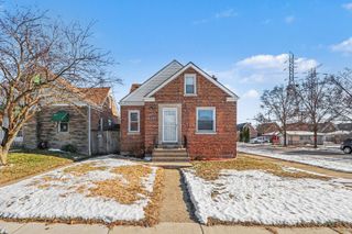 11057 S Avenue B, Chicago, IL 60617