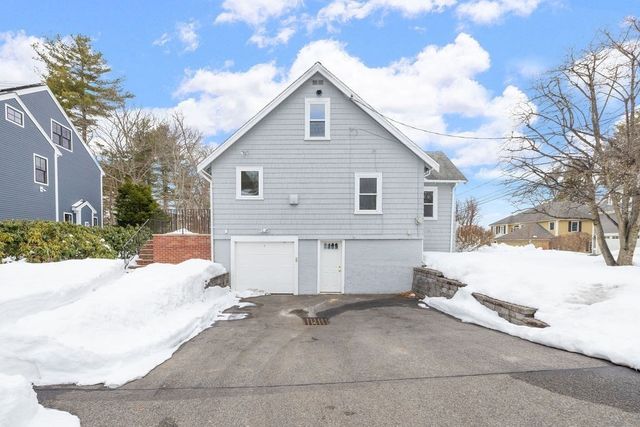 31 Birds Hill Ave, Needham, MA 02492