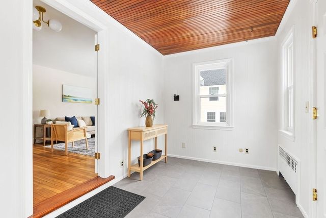 31 Birds Hill Ave, Needham, MA 02492