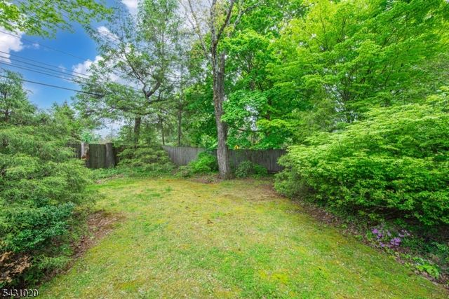 2 Cherry Tree Ln, Sparta Twp., NJ 07871