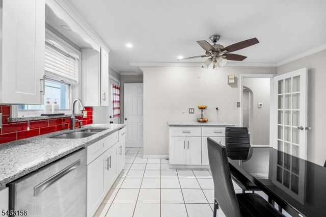 21 Center St, Belleville Twp., NJ 07109
