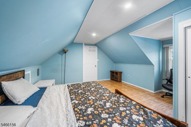 21 Center St, Belleville Twp., NJ 07109