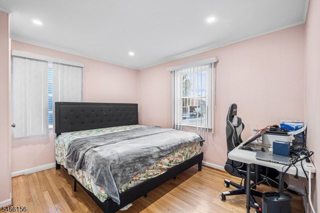 21 Center St, Belleville Twp., NJ 07109