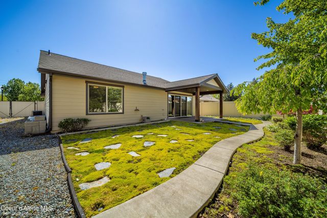 2247 N Sockeye DR, Post Falls, ID 83854