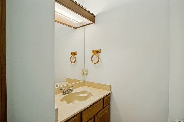 405 Lake Side, Boerne, TX 78006
