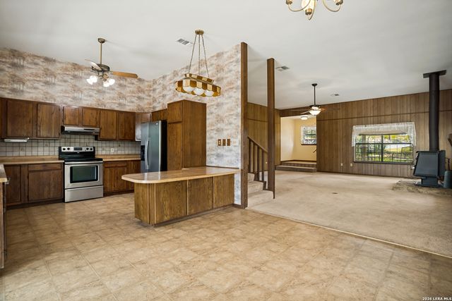 405 Lake Side, Boerne, TX 78006