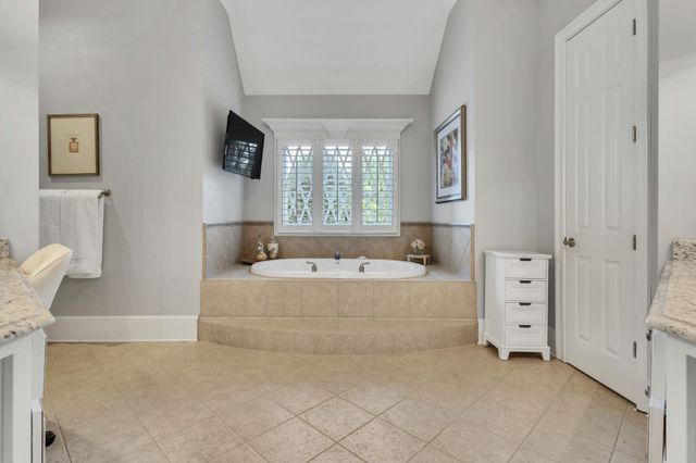 12 Medalist Ct, Brentwood, TN 37027