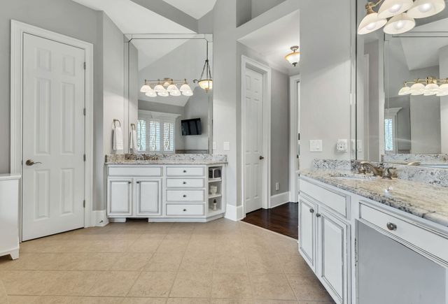 12 Medalist Ct, Brentwood, TN 37027