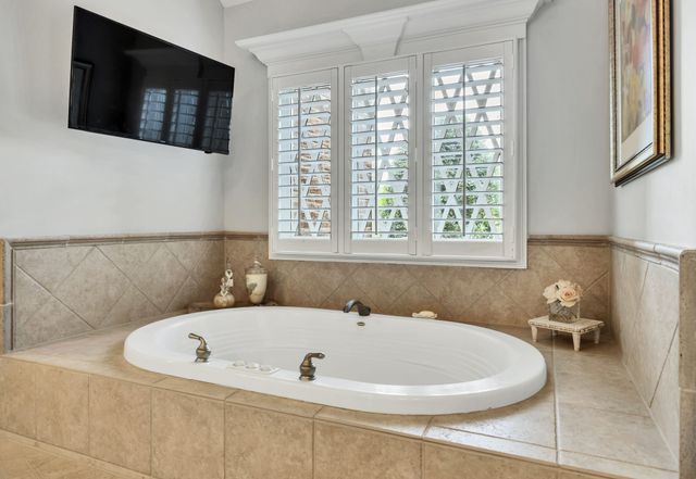 12 Medalist Ct, Brentwood, TN 37027