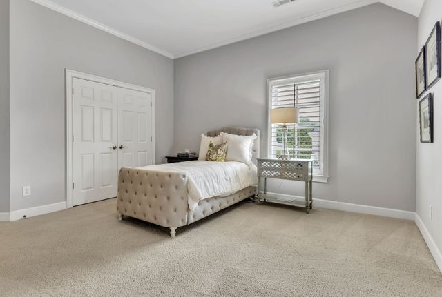 12 Medalist Ct, Brentwood, TN 37027