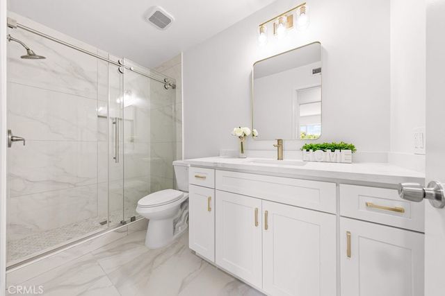 24 Whitecloud, Irvine, CA 92614