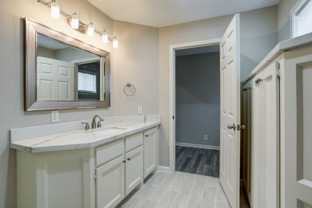 9814 Airways Lane, Galveston, TX 77554