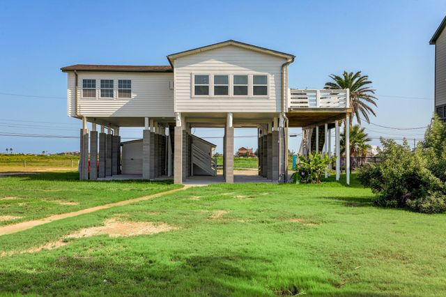9814 Airways Lane, Galveston, TX 77554