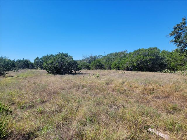 628 Bonita DR, Blanco, TX 78606