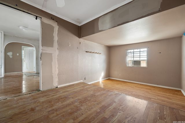 241 SE Archimedes, San Antonio, TX 78223