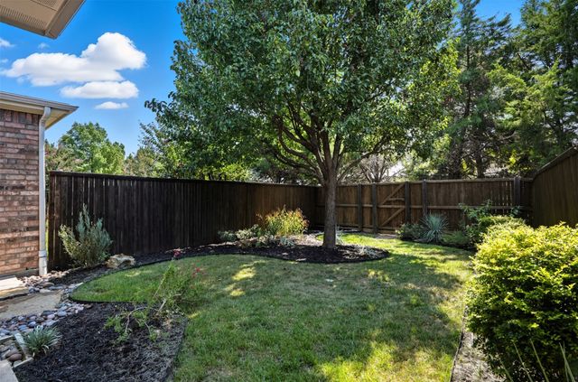 5856 Clearwater Drive, The Colony, TX 75056