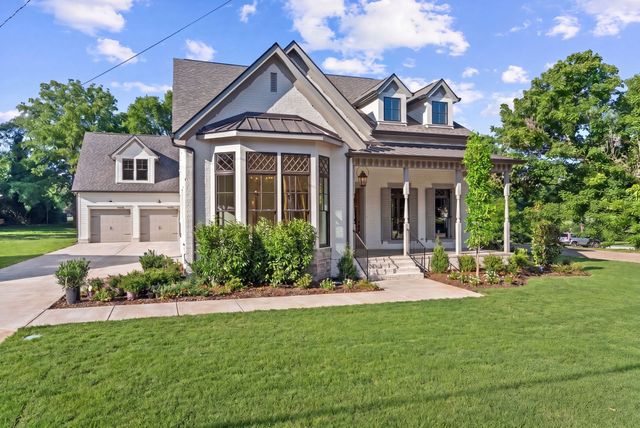 319 Battle Ave, Franklin, TN 37064