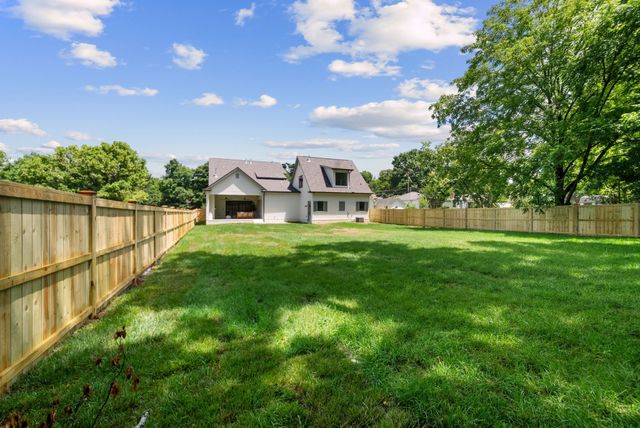 319 Battle Ave, Franklin, TN 37064