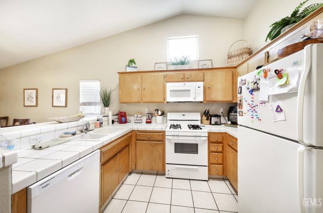 3514 Southpass Drive, Bakersfield, CA 93312