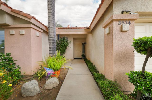3514 Southpass Drive, Bakersfield, CA 93312