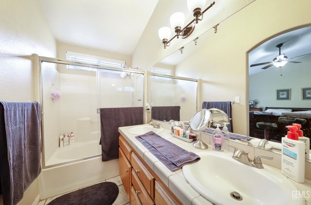 3514 Southpass Drive, Bakersfield, CA 93312