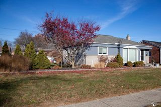 30120 Rush Street, Garden City, MI 48135