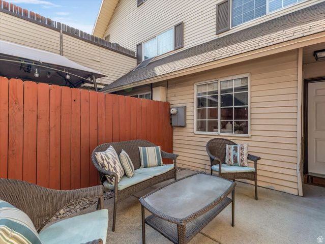 1919 W HOMESTEAD FARMS LN, West Valley City, UT 84119