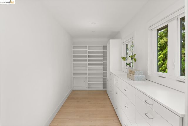 71 Sonia St, Oakland, CA 94618