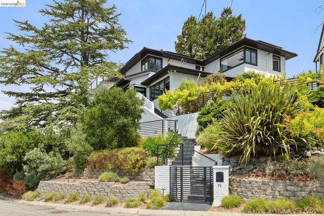 71 Sonia St, Oakland, CA 94618