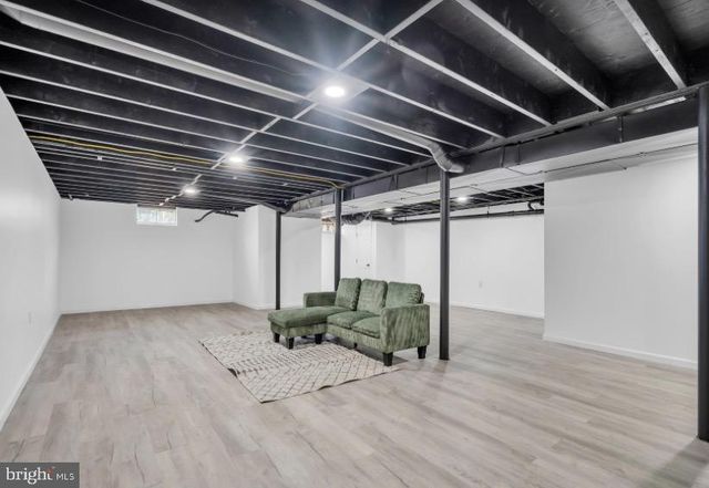 1230 WINSLOW RD, Williamstown, NJ 08094