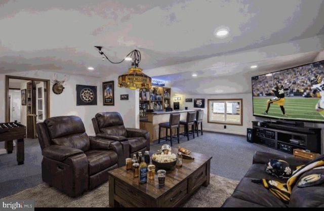 1230 WINSLOW RD, Williamstown, NJ 08094