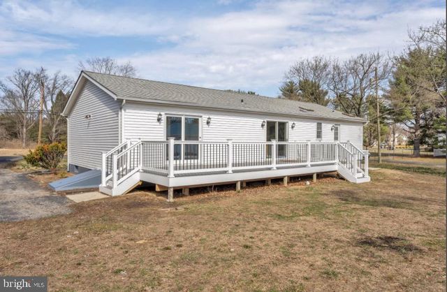 1230 WINSLOW RD, Williamstown, NJ 08094