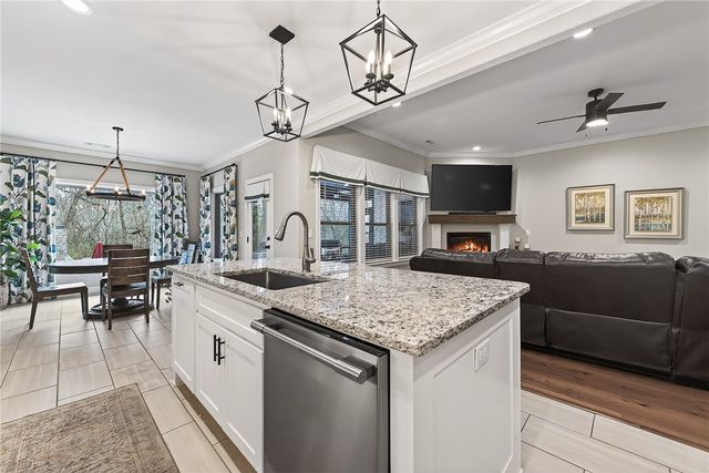 694 N Phoenix Road, Fayetteville, AR 72704