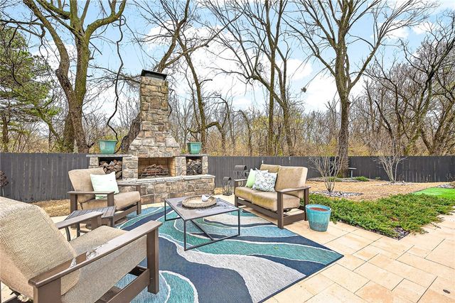 694 N Phoenix Road, Fayetteville, AR 72704