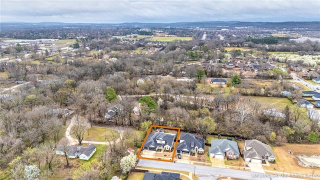 694 N Phoenix Road, Fayetteville, AR 72704