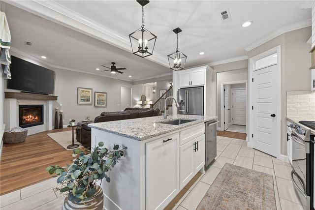 694 N Phoenix Road, Fayetteville, AR 72704