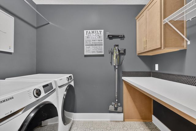 6688 Arlene Drive, Hudsonville, MI 49426