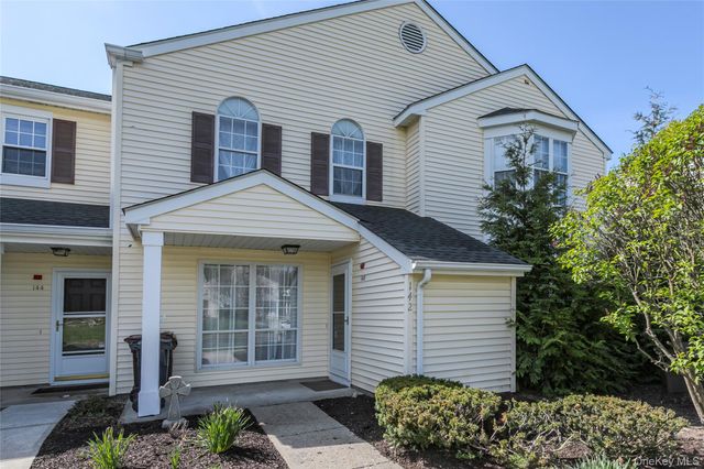 142 Villagegreen Court, Warwick, NY 10990