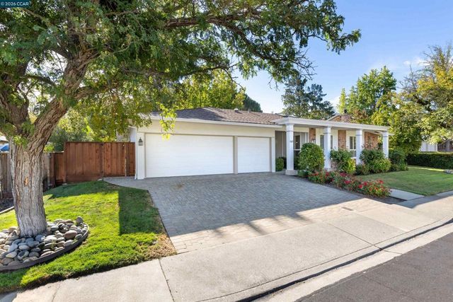 2428 Dapplegray Ln, Walnut Creek, CA 94596