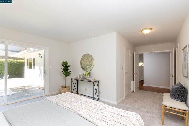 2428 Dapplegray Ln, Walnut Creek, CA 94596