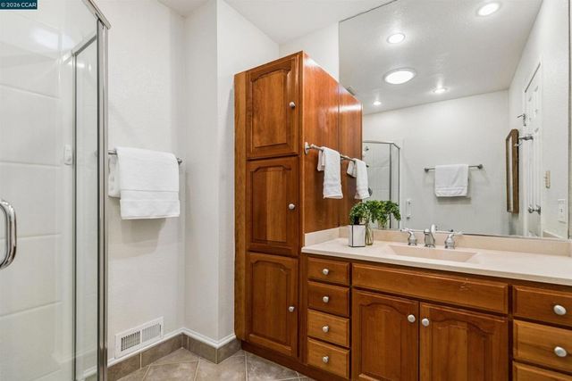 2428 Dapplegray Ln, Walnut Creek, CA 94596