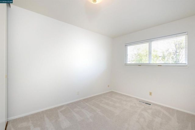 2428 Dapplegray Ln, Walnut Creek, CA 94596