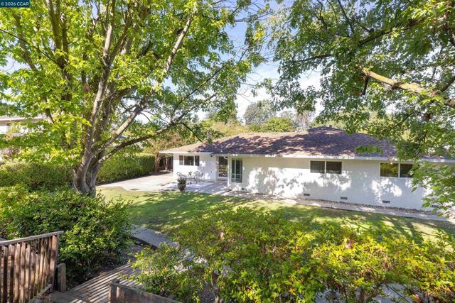2428 Dapplegray Ln, Walnut Creek, CA 94596