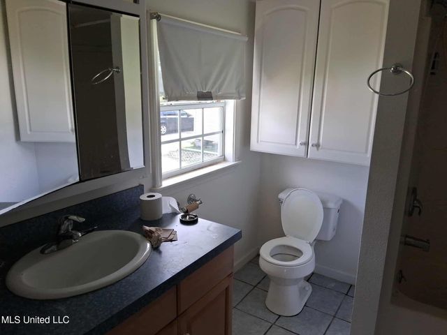 8133 Leake Street, Bay Saint Louis, MS 39520