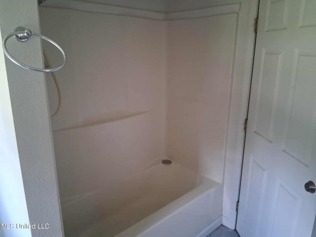 8133 Leake Street, Bay Saint Louis, MS 39520