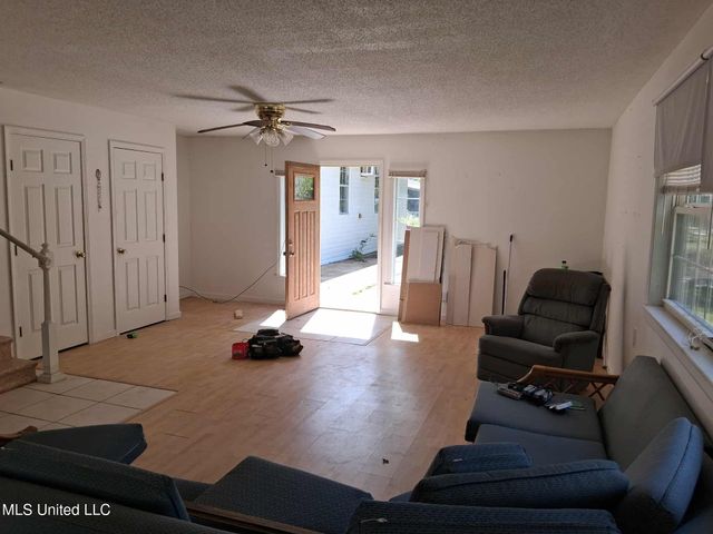 8133 Leake Street, Bay Saint Louis, MS 39520