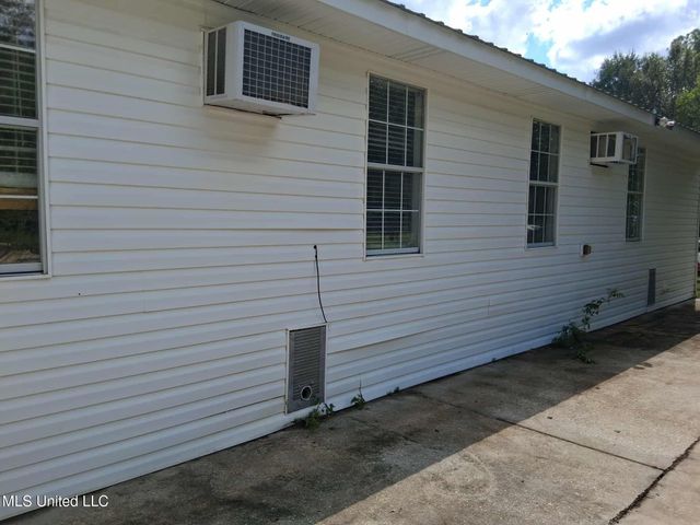 8133 Leake Street, Bay Saint Louis, MS 39520